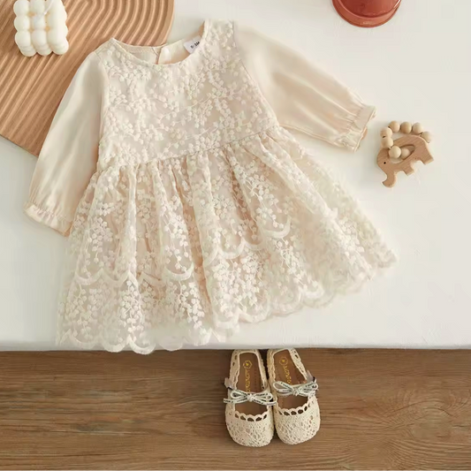 Babyklänning i Spets & Tyll