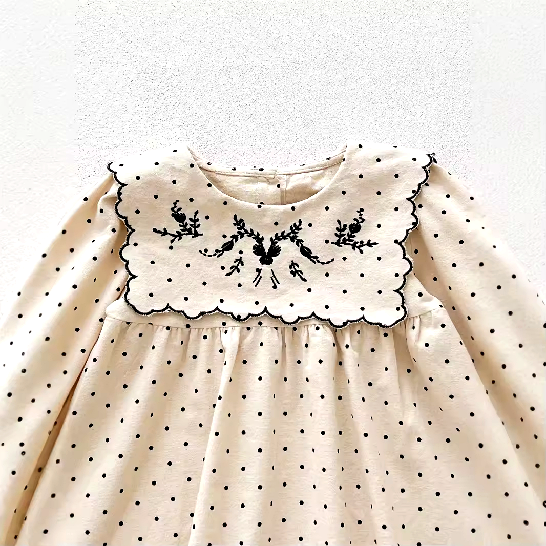 Prickig Klänning för Flickor